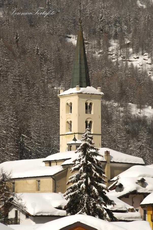 Hotel Meuble Meridiana Valtournenche Eksteriør bilde