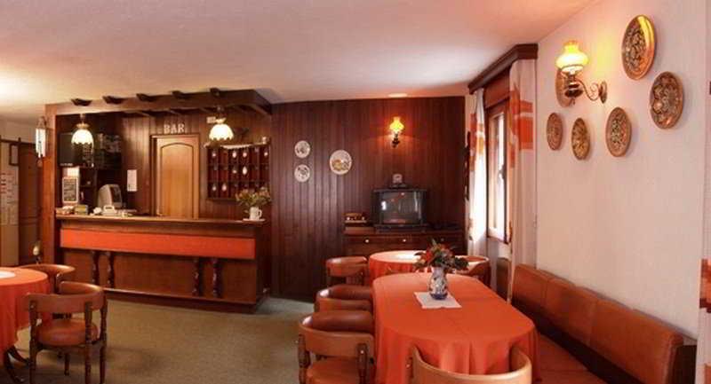 Hotel Meuble Meridiana Valtournenche Eksteriør bilde